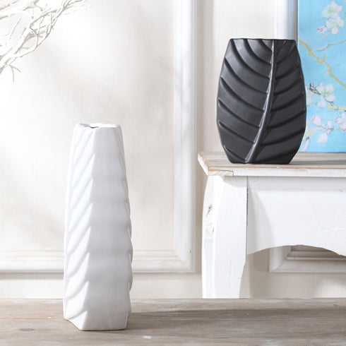 Modern Leaves Shape Ceramic Vase
